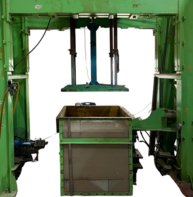 Load Frame - Large scale Pull Out Test Setup for Geo-Synthetics